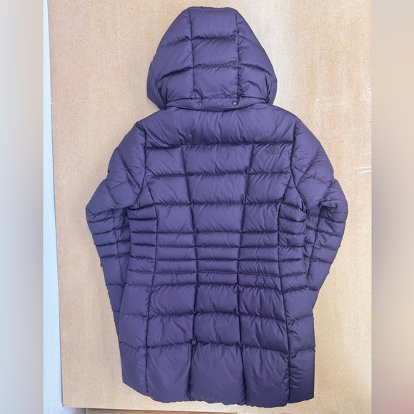 The North Face Dark Purple Puffer Jacket - Picture 4 of 8